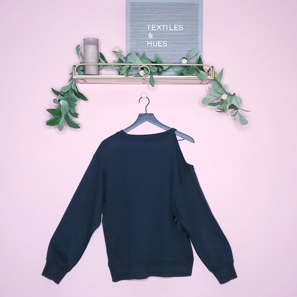 Grey Jason Wu Asymmetrical Oversized Cold Shoulder Satin Trim Sweatshirt - Picture 15 of 15